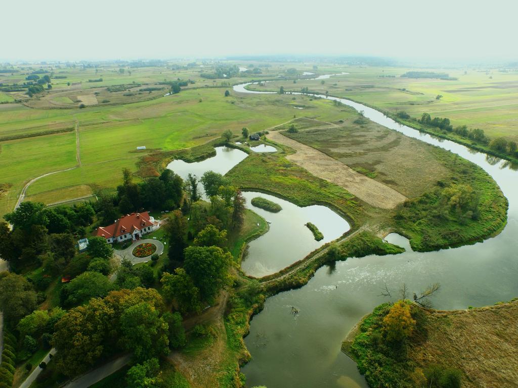 Dwor Osmolice Bed and Breakfast Bialki Dolne Eksteriør billede