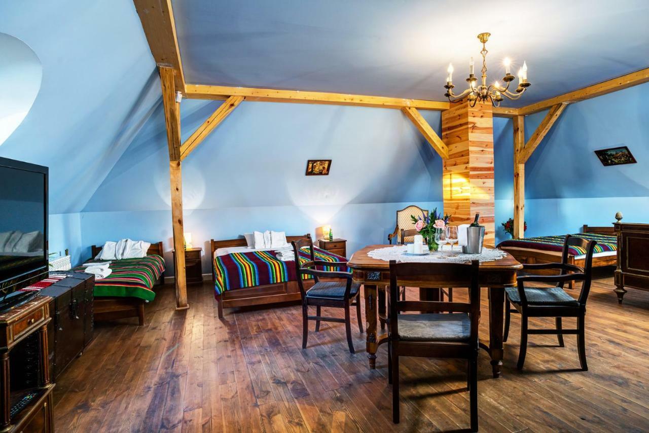 Dwor Osmolice Bed and Breakfast Bialki Dolne Eksteriør billede